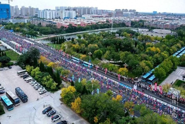 卓信宝 东营: 金秋赛道见证文明力量 观赛新风浸润城市底色